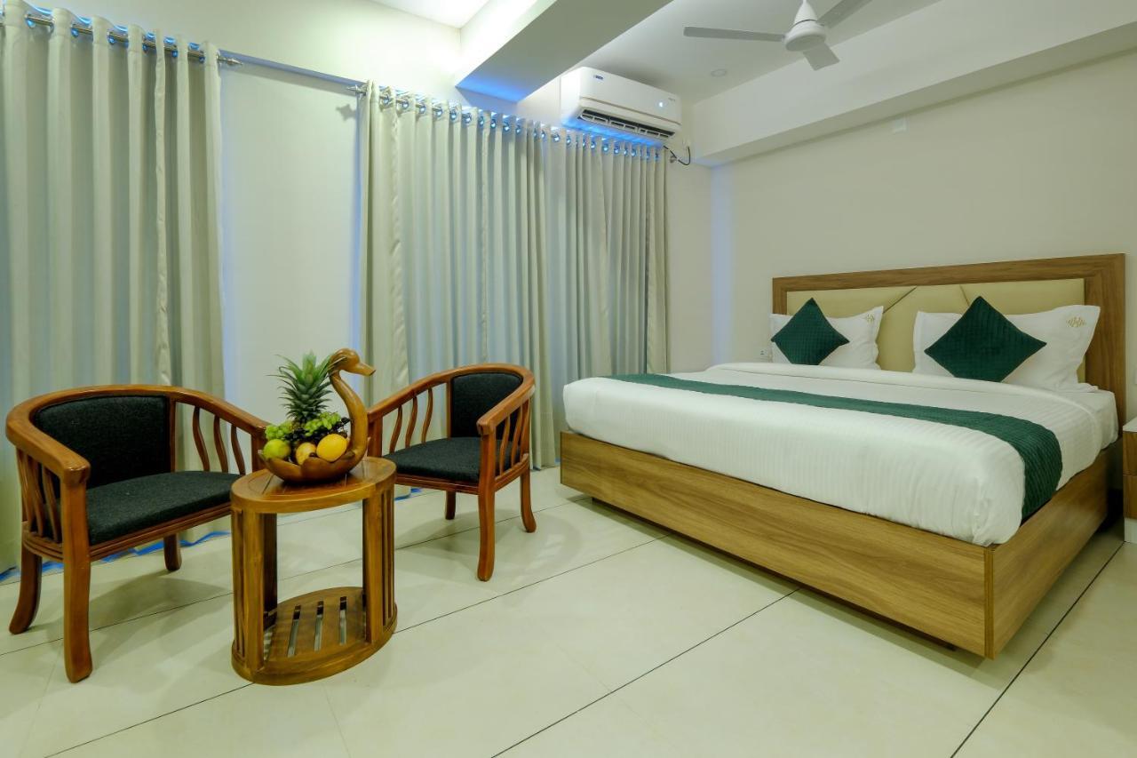 טריואנדרום The Heartland Business Hotel, Trivandrum מראה חיצוני תמונה