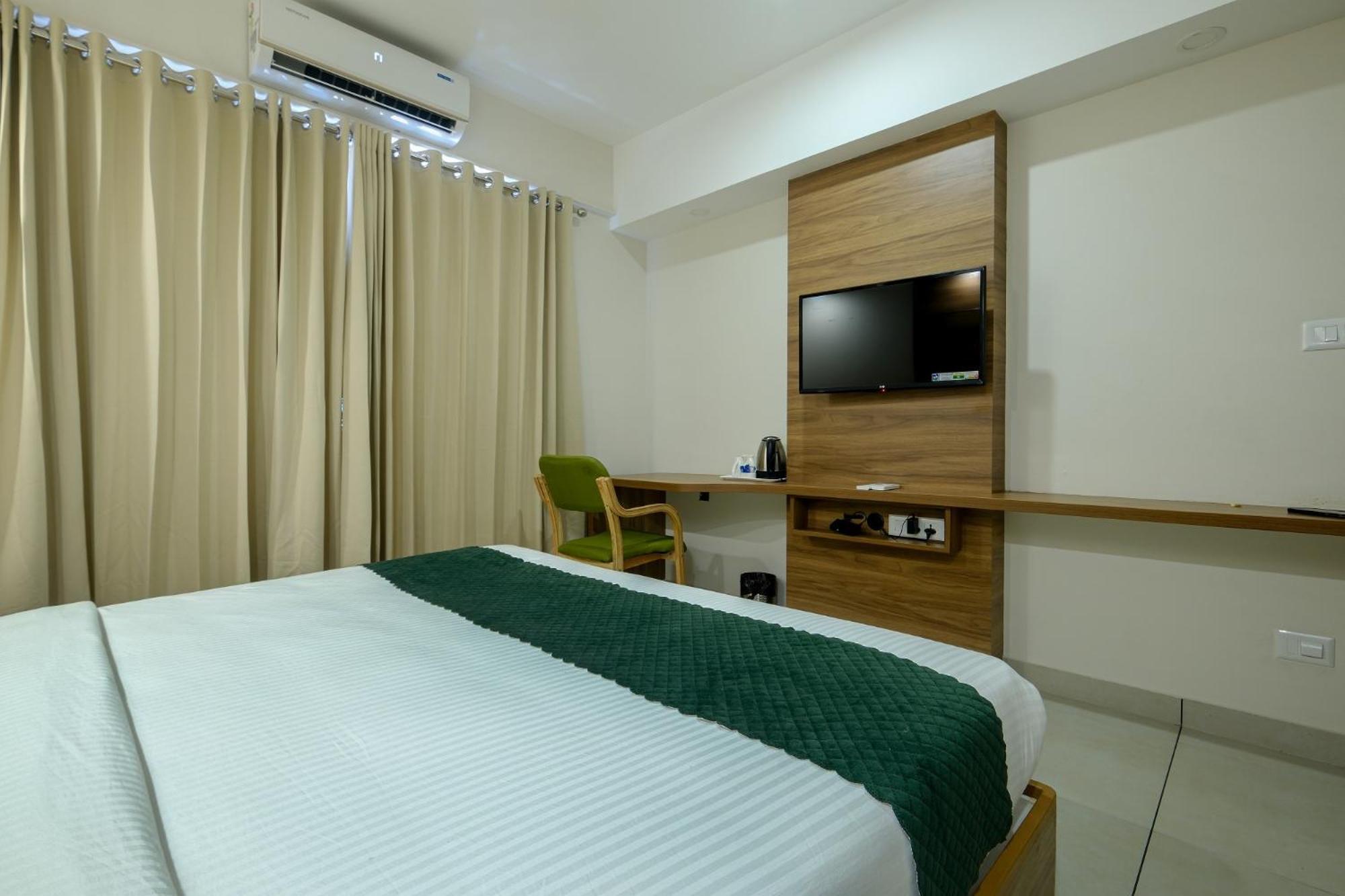 טריואנדרום The Heartland Business Hotel, Trivandrum מראה חיצוני תמונה